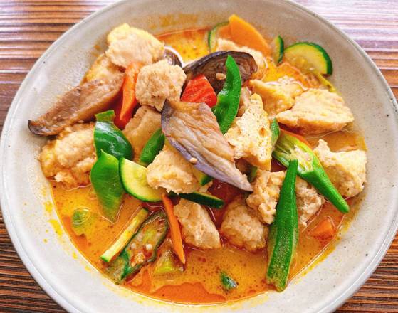 Coconut Curry Chicken 椰香咖喱雞